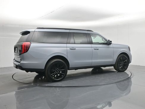 New 2025 Ford Expedition Max Platinum w/ Stealth Appearance Package image 29