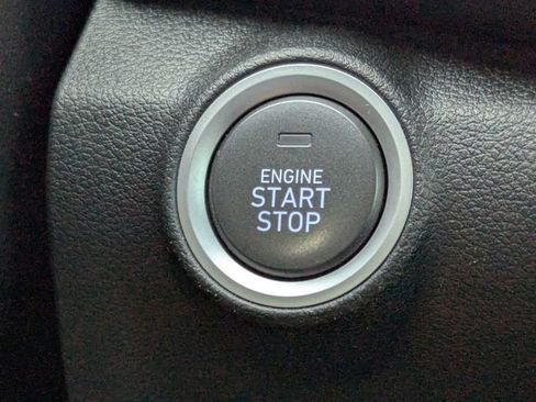 Used 2022 Hyundai Kona SEL FWD image 26
