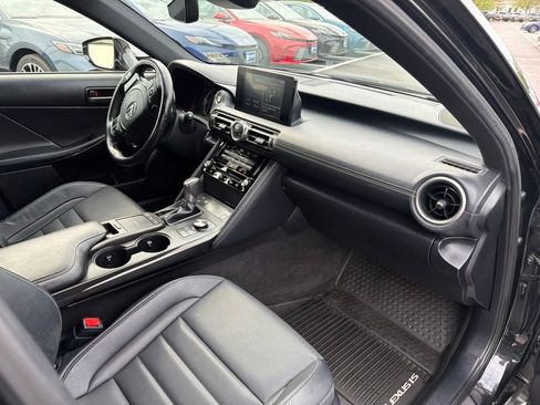 Used 2022 Lexus IS 350 F Sport w/ Memory Package AWD/4WD image 11