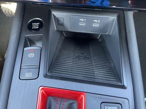 New 2025 Nissan Kicks SR image 23