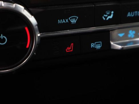 Used 2022 Ford F150 XLT w/ Equipment Group 302A High image 5