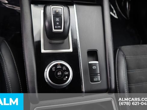 Used 2024 Mitsubishi Outlander SE image 30