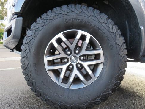 Used 2017 Ford F150 Raptor w/ Equipment Group 802A Luxury image 8