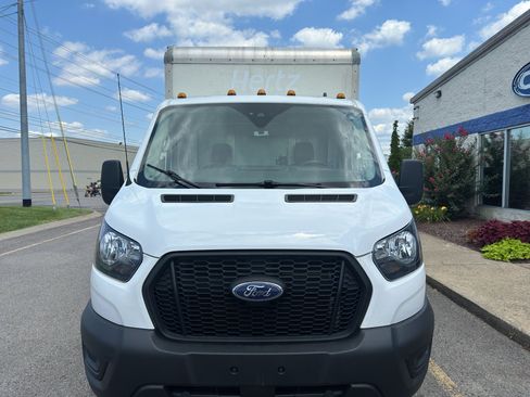 Used 2022 Ford Transit 350 DRW RWD image 9