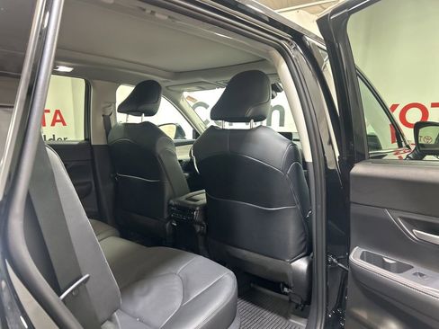 Used 2026 Toyota Grand Highlander Limited image 15