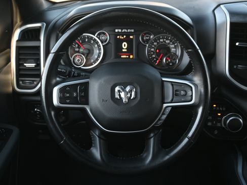 Used 2022 RAM 1500 Lone Star AWD/4WD image 16