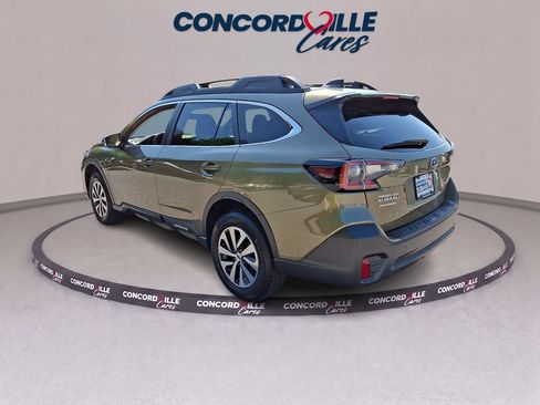 Used 2021 Subaru Outback Premium AWD/4WD image 4