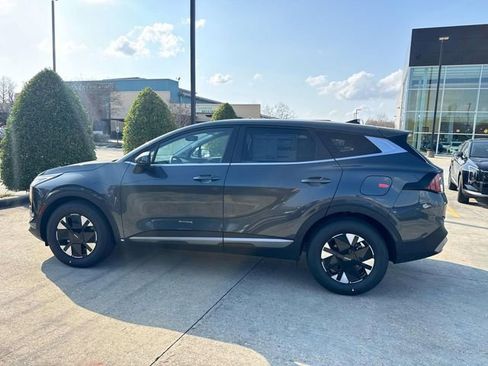 New 2026 Kia Sportage LX image 5