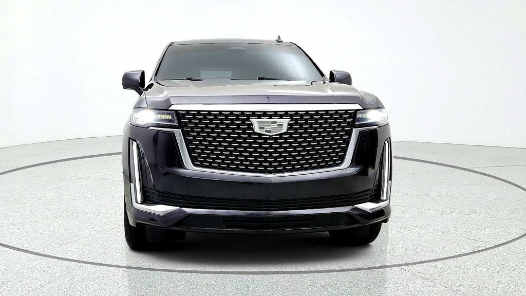 Used 2022 Cadillac Escalade Premium Luxury RWD image 2