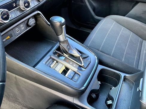 Used 2025 Honda CR-V Sport image 15