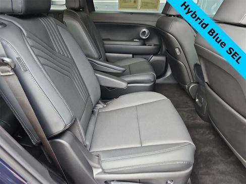 Certified 2026 Hyundai Palisade SEL Premium image 17