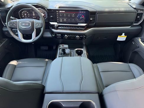 New 2026 GMC Sierra 1500 Elevation w/ Elevation Premium Package AWD/4WD image 15
