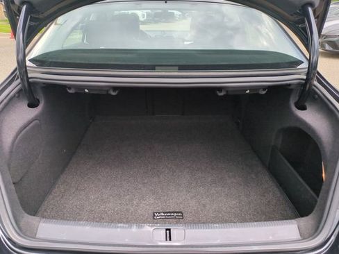 Used 2013 Volkswagen CC Sport FWD image 15