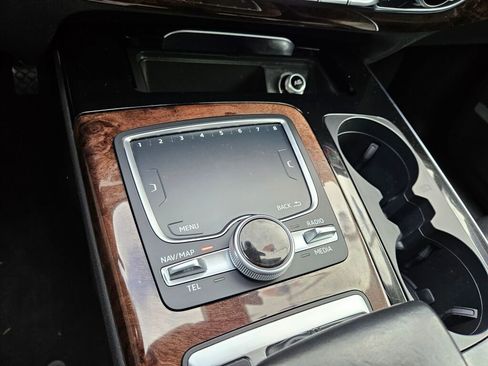 Used 2017 Audi Q7 3.0T Premium Plus w/ Premium Plus Package image 25