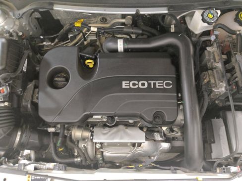 Used 2022 Chevrolet Equinox LT w/ Driver Convenience Package FWD image 30