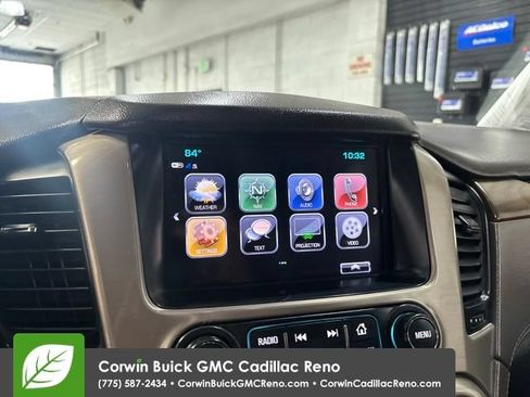 Used 2018 GMC Yukon XL Denali w/ Denali Ultimate Package AWD/4WD image 24
