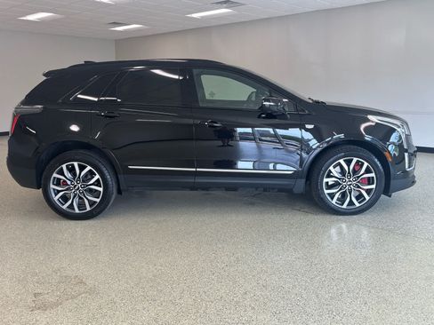 Used 2024 Cadillac XT5 Sportv w/ Technology Package AWD/4WD image 5
