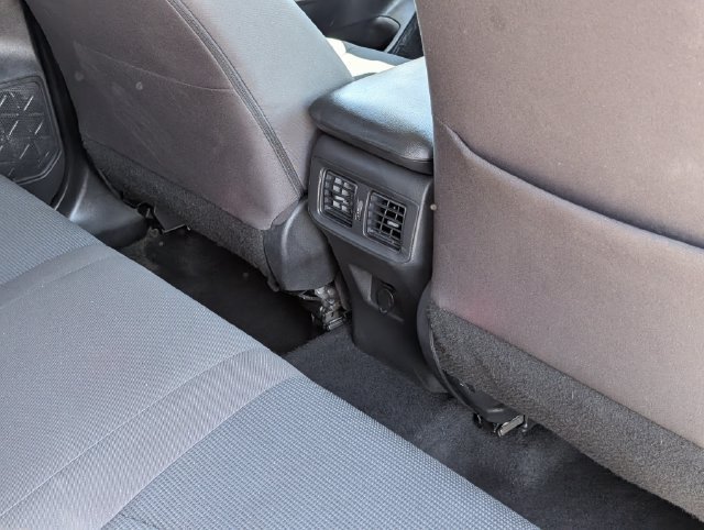 Used 2025 Toyota RAV4 LE AWD/4WD image 29