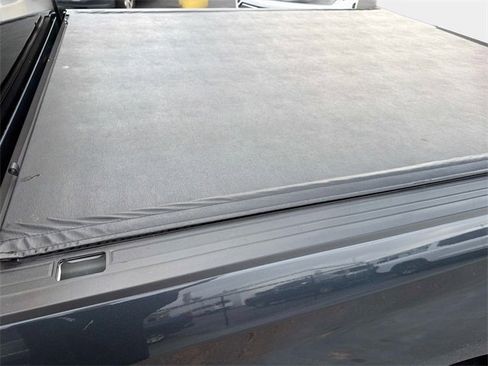 Used 2021 Chevrolet Silverado 1500 LT image 11