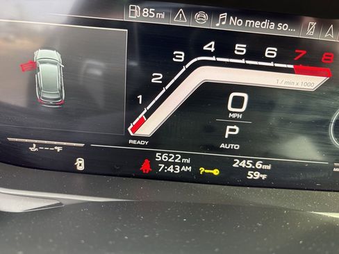 Used 2024 Audi RS 6 performance image 12