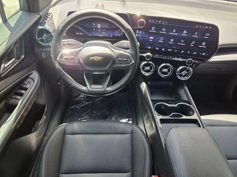Used 2024 Chevrolet Blazer EV LT AWD/4WD image 7