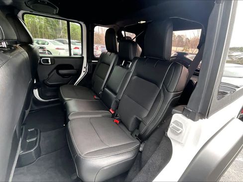 Used 2021 Jeep Wrangler Unlimited Sport image 20