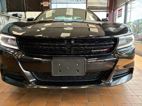 Used 2021 Dodge Charger SXT w/ Leather Interior Group image 3