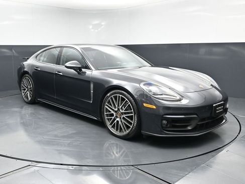 Certified 2023 Porsche Panamera 4 Platinum Edition w/ Assistance Package AWD/4WD image 12