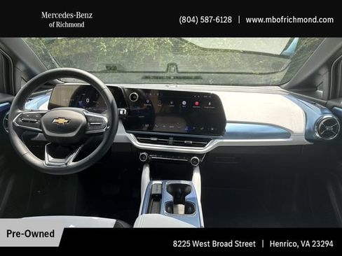 Used 2026 Chevrolet Equinox EV LT FWD image 17
