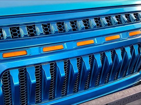 Used 2019 Jeep Wrangler Unlimited Sahara image 28