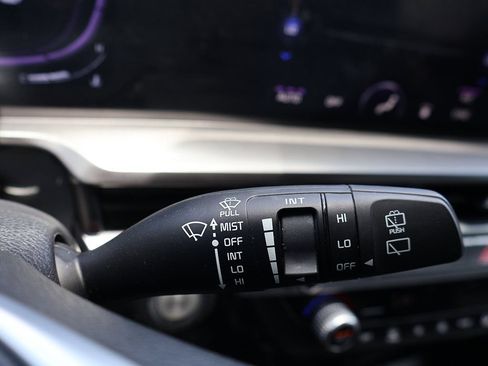 Used 2025 Kia Telluride S FWD image 27