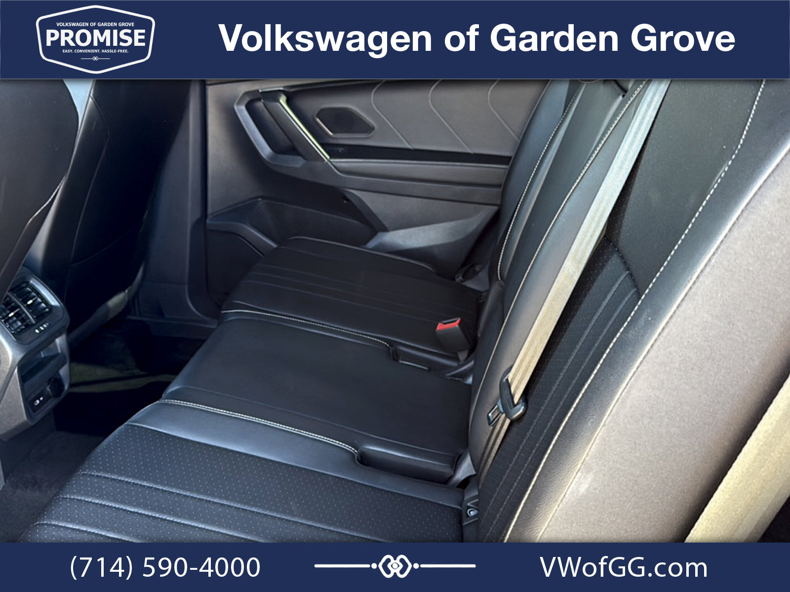 Used 2023 Volkswagen Tiguan SE R-Line FWD image 26