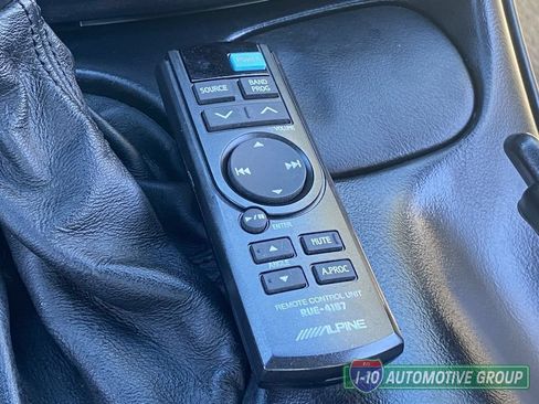 Used 2001 Chevrolet Corvette Convertible w/ Preferred Equipment Group2 RWD image 27
