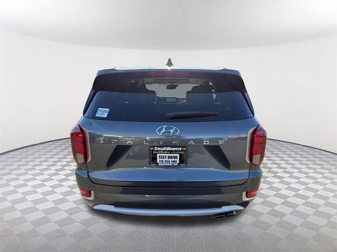 Used 2021 Hyundai Palisade Limited image 6