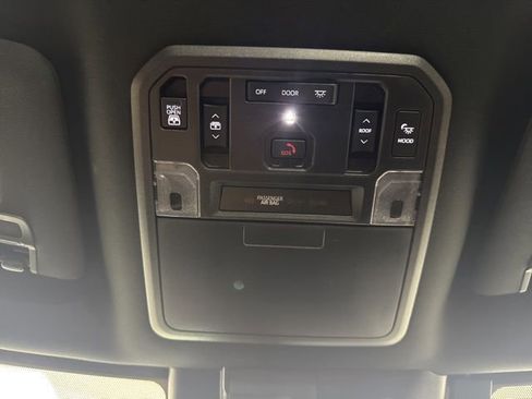 Used 2025 Toyota Tundra Platinum image 14