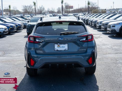 Used 2024 Subaru Crosstrek 2.0i Premium image 4