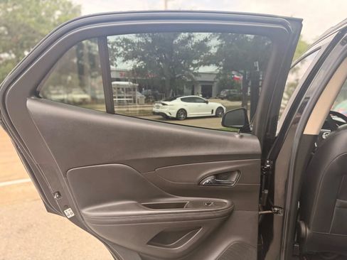 Used 2018 Buick Encore Preferred FWD image 18