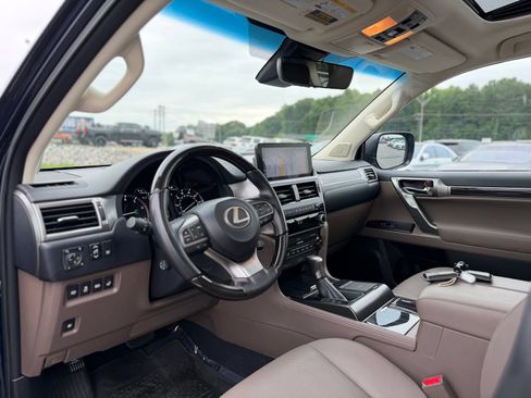 Used 2022 Lexus GX 460 Premium w/ Premium Plus Package AWD/4WD image 18