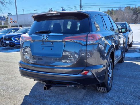 Used 2018 Toyota RAV4 LE w/ All Weather Liner Package image 4