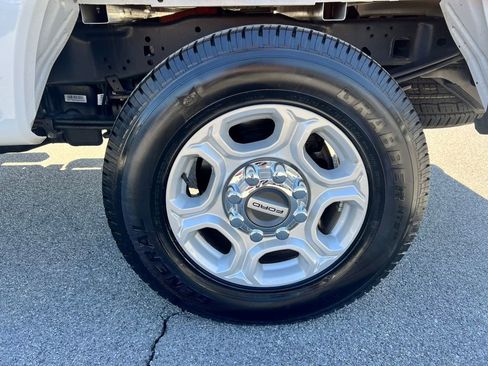 Used 2025 Ford F250 XLT image 19