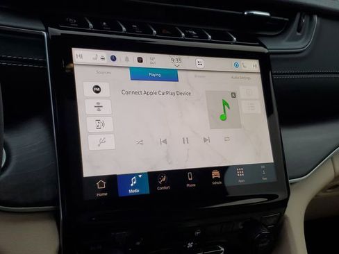 New 2025 Jeep Grand Cherokee L Limited image 12