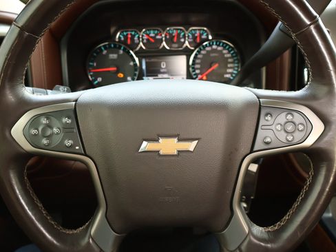 Used 2016 Chevrolet Silverado 2500 High Country w/ Duramax Plus Package image 14