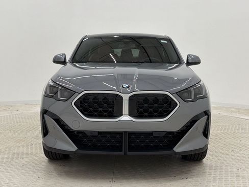 New 2026 BMW X2 xDrive28i AWD/4WD image 6