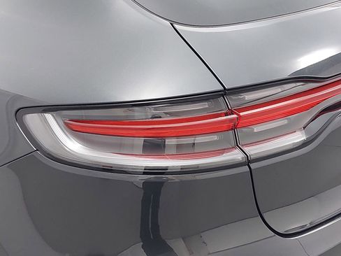 New 2026 Porsche Macan image 36