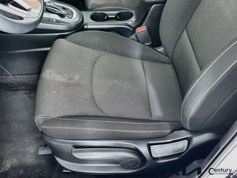 Certified 2023 Kia Forte LXS w/ LXS Technology Package FWD image 18