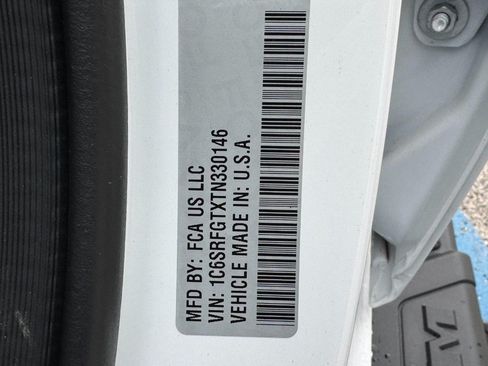 New 2026 RAM 1500 Express AWD/4WD image 18