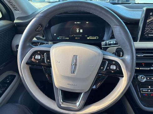 Used 2022 Lincoln Corsair Reserve w/ Equipment Group 201A image 24