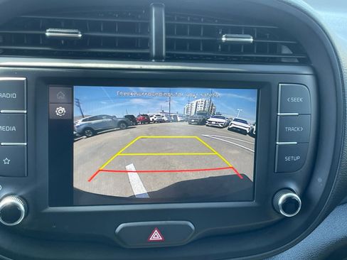 Used 2025 Kia Soul LX w/ LX Technology Package image 24