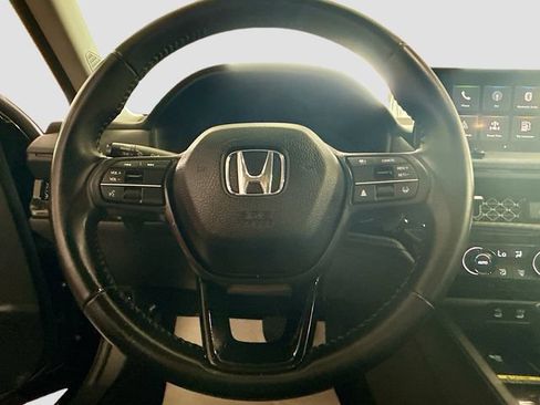 Used 2025 Honda Accord EX-L image 11