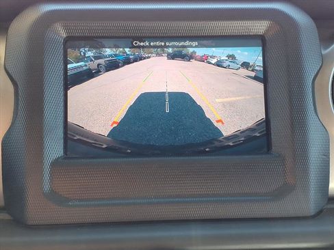Used 2020 Jeep Wrangler Unlimited Sport image 19